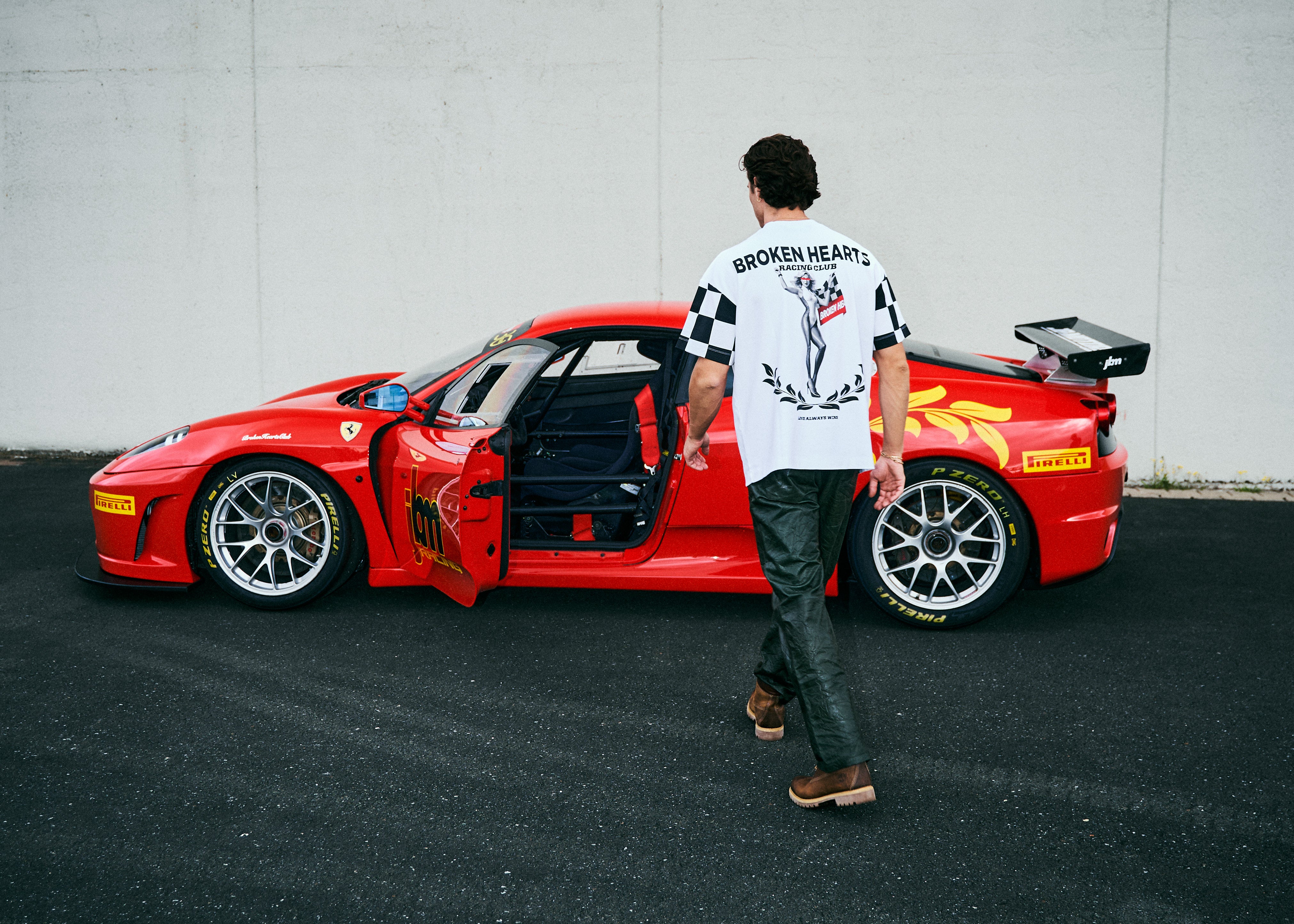 Racing_Tee_Ferrari_03.jpg